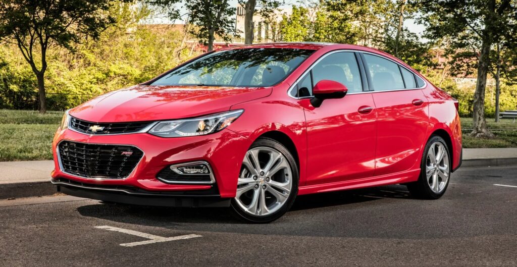 Red 2018 Chevrolet Cruze