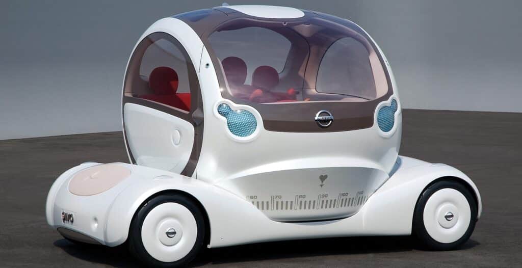 The 2005 Nissan Pivo